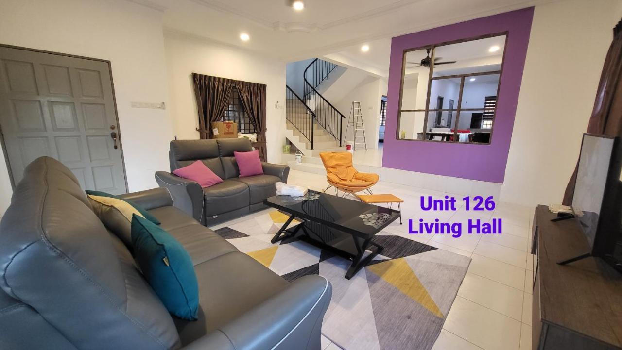 Ipoh Family Villa-Spacious Stay For 21 Or 42Pax Exterior photo
