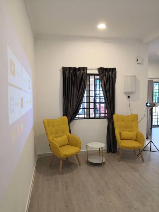 Ipoh Family Villa-Spacious Stay For 21 Or 42Pax Exterior photo