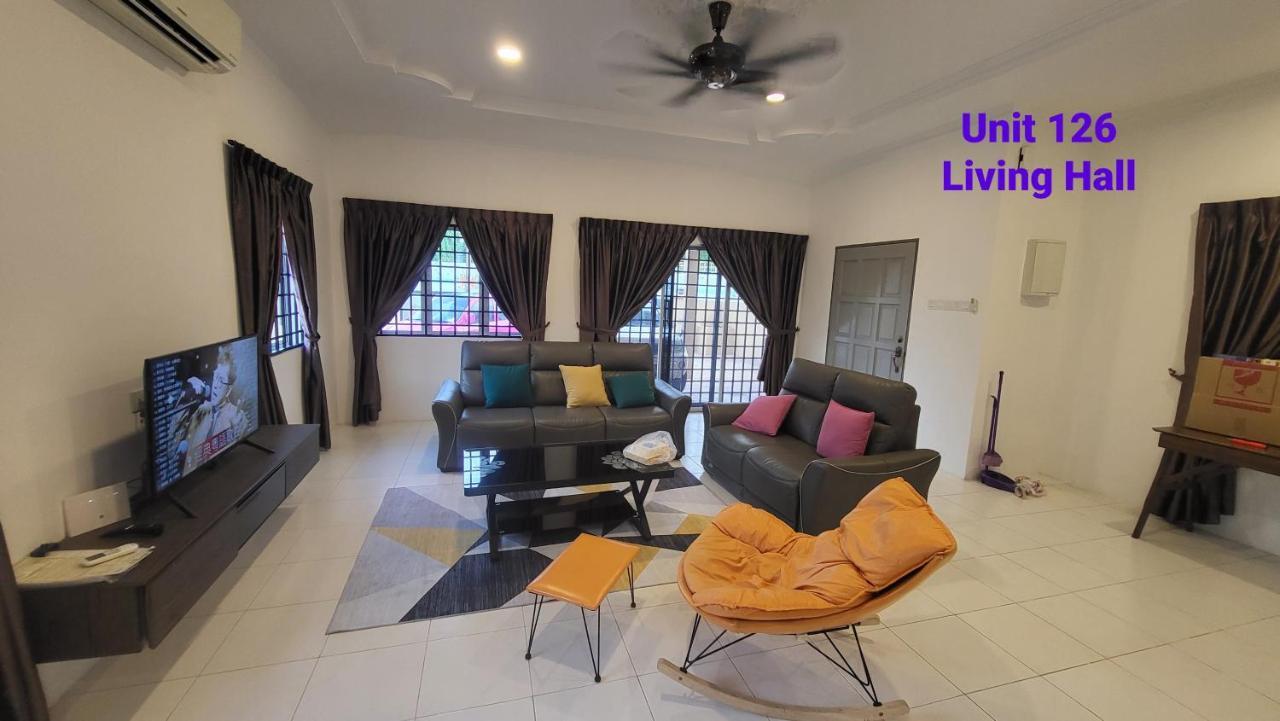 Ipoh Family Villa-Spacious Stay For 21 Or 42Pax Exterior photo