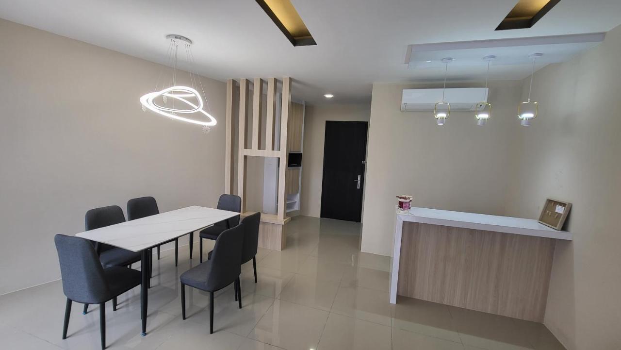 Ipoh Family Villa-Spacious Stay For 21 Or 42Pax Exterior photo