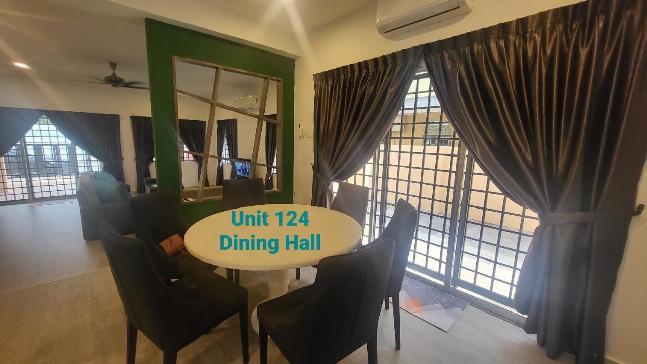 Ipoh Family Villa-Spacious Stay For 21 Or 42Pax Exterior photo